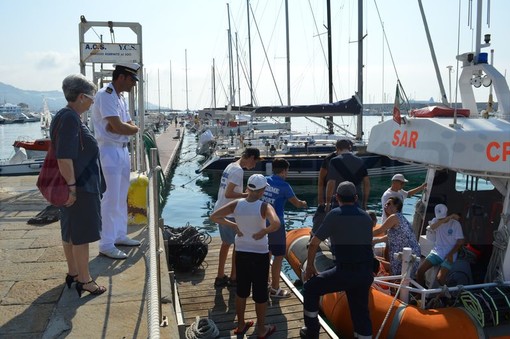 Sanremo: sommozzatori della Guardia Costiera e atleti della Polisportiva Integrabili insieme per una giornata 'sopra' e 'sotto' il mare