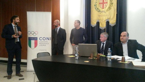 Grande successo per il Seminario CONI ad Arma di Taggia su gestione ASD, registro CONI, defibrillatori e visita medico sportiva Grande successo per il Seminario CONI ad Arma di Taggia su gestione ASD, registro CONI, defibrillatori e visita medico sportiva
