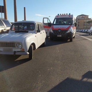 Imperia, scontro tra auto e scooter sul ponte Impero, 17enne al pronto soccorso (foto) Imperia, scontro tra auto e scooter sul ponte Impero, 17enne al pronto soccorso (foto)