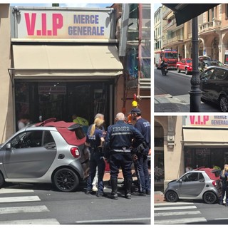 Bordighera, incidente in via Vittorio Emanuele II: scattano i soccorsi (Foto) Bordighera, incidente in via Vittorio Emanuele II: scattano i soccorsi (Foto)