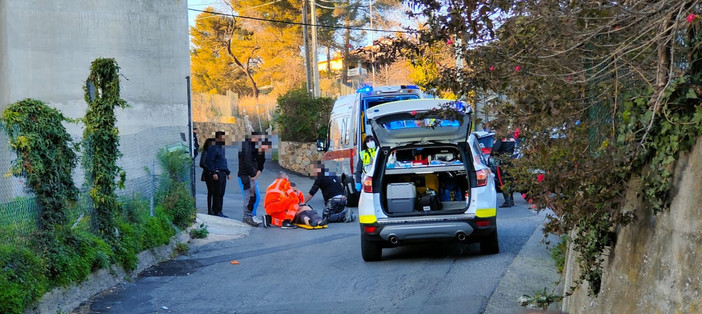 Imperia, tampona un’auto e accusa un malore: 60enne al pronto soccorso in codice rosso