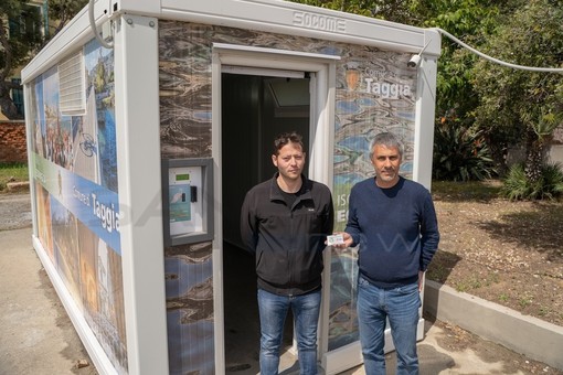 Isole ecologiche ad Arma di Taggia: da metà maggio si parte con le utenze commerciali, ecco come funzioneranno (Foto) Isole ecologiche ad Arma di Taggia: da metà maggio si parte con le utenze commerciali, ecco come funzioneranno (Foto)