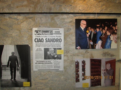 Dolceacqua: grande partecipazione al Castello per l'inaugurazione della mostra dedicata a Pertini Dolceacqua: grande partecipazione al Castello per l'inaugurazione della mostra dedicata a Pertini