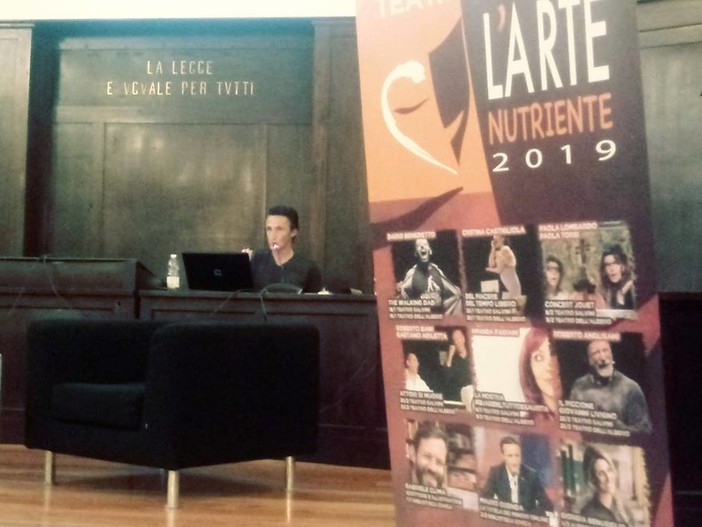 Imperia: pubblico numeroso all'incontro sull'uso consapevole di internet organizzato da Ag@ e Arte Nutriente Imperia: pubblico numeroso all'incontro sull'uso consapevole di internet organizzato da Ag@ e Arte Nutriente