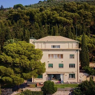 Imperia: ISAH ha acquistato la Villa Galeazza su Capo Berta, "Un sogno che si realizza" Imperia: ISAH ha acquistato la Villa Galeazza su Capo Berta, "Un sogno che si realizza"