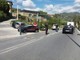 Dolceacqua: sorpasso all'altezza dell'ex mobilificio Mobilsol, coppia di ventenni in scooter rimane ferita gravemente