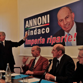 Imperia: più di 400 persone all'incontro di oggi con il candidato Sindaco Avvocato Erminio Annoni