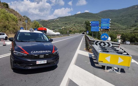 Chiusanico, incidente nella galleria Madonna degli Angeli: non ce l’ha fatta il 50enne di Imperia rimasto ferito