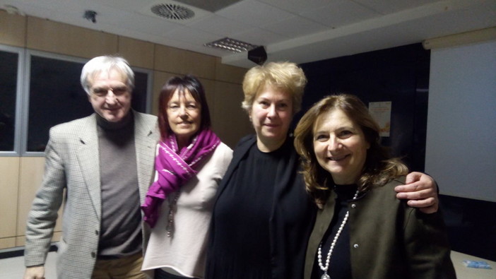 Sanremo: successo per il primo incontro della rassegna letteraria 'La cura delle parole' (foto) Sanremo: successo per il primo incontro della rassegna letteraria 'La cura delle parole' (foto)