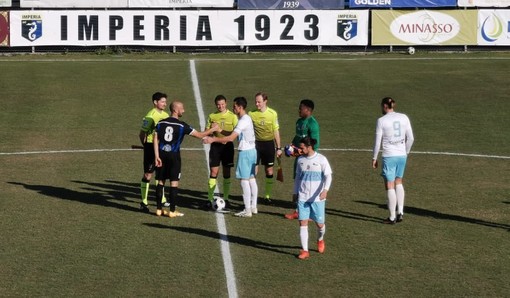 Marinelli scommette sull'Imperia, la dirigenza neroazzurra riflette: palla ai commercialisti Marinelli scommette sull'Imperia, la dirigenza neroazzurra riflette: palla ai commercialisti