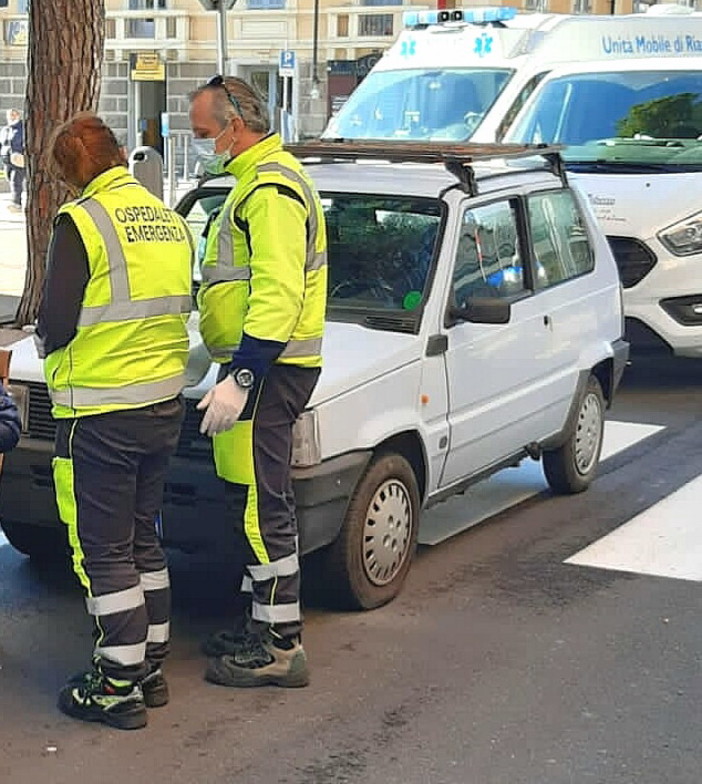 Sanremo: investimento di un pedone in via Nino Bixio, lievi ferite per una donna (Foto)