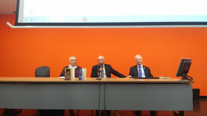 Imperia: il candidato al Nobel per la pace Hafez Haidar ha incontrato gli studenti del Ruffini