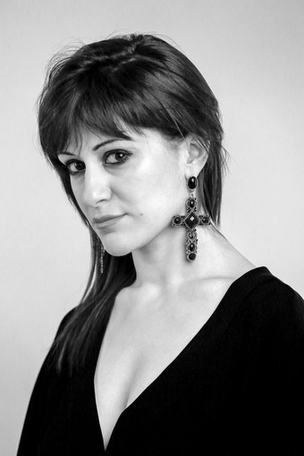 Sanremo: il 18 novembre, la scrittrice Debora Scalzo alla libreria Mondadori per il 'firma copie' di "Io resto così"