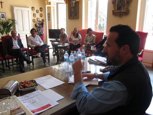 Sanremo: gestione rifiuti, stamani incontro in Comune con il Conai. Il futuro sul riciclo materiali di imballaggio?