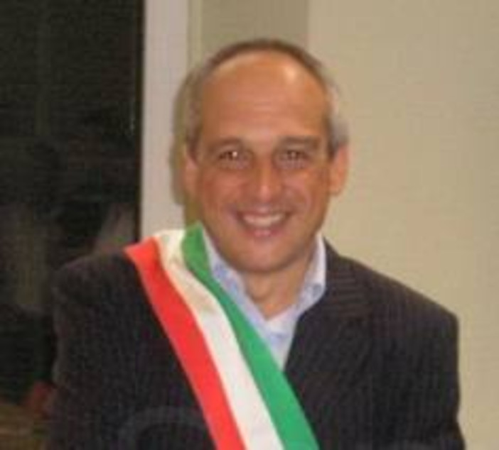 Unione dei Comuni del Golfo Dianese: intervento del Sindaco di Diano San Pietro, Ivano Massone Unione dei Comuni del Golfo Dianese: intervento del Sindaco di Diano San Pietro, Ivano Massone