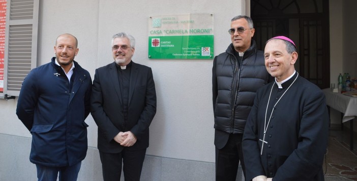 Ventimiglia: inaugurata in via Chiappori la casa 'Carmela Moroni' che sarà gestita da Caritas, Suetta "Una risposta alle emergenze abitative" (Foto e Video)