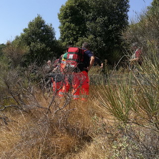 Sanremo: mobilitazione di soccorsi per parapendista finito in mezzo al bosco tra Coldirodi e San Romolo Sanremo: mobilitazione di soccorsi per parapendista finito in mezzo al bosco tra Coldirodi e San Romolo