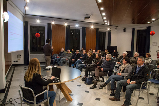 Taggia: pochissime persone all'ultimo degli incontri con la cittadinanza, il sindaco "Un peccato... Queste occasioni di confronto torneranno nel 2019"