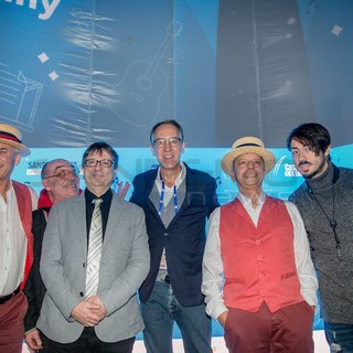 Sanremo: inaugurata Casa Siae, nella semisfera pace fatta tra il Comune e gli artisti di strada Sanremo: inaugurata Casa Siae, nella semisfera pace fatta tra il Comune e gli artisti di strada