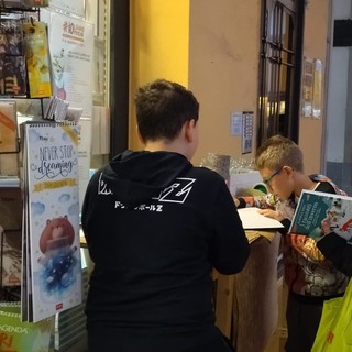 #ioleggoperchè: un pomeriggio da apprendisti librai per i ragazzi dell'Istituto Comprensivo di Riva Ligure e San Lorenzo al Mare