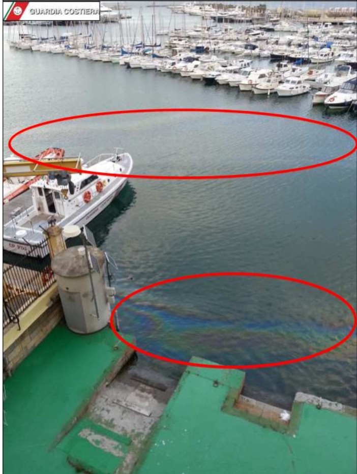 Imperia: inquinamento da gasolio nel porto, la Guardia Costiera risale ai responsabili
