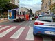 Bordighera, incidente in via Vittorio Emanuele: donna travolta sulle strisce pedonali (foto)