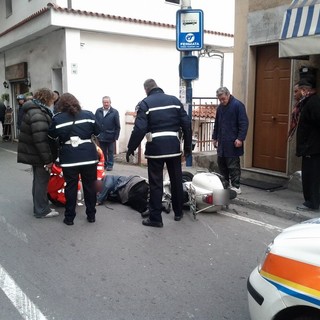 Sanremo: scontro tra mezzi in via Dante all'incrocio con via Margotti, 83enne portato in Ospedale
