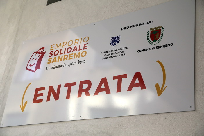 Sanremo, triplicati gli accessi all'Emporio Solidale in poco più di due anni: "Verso mille persone, numeri che fanno riflettere" Sanremo, triplicati gli accessi all'Emporio Solidale in poco più di due anni: "Verso mille persone, numeri che fanno riflettere"