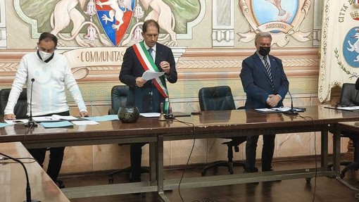 Diano Marina, inizia l’era di Za Garibaldi sindaco: "Insieme scriviamo un nuovo capitolo" (Foto e Video)