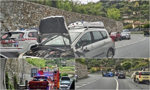 Sanremo, incidente sull'Aurelia Bis: coinvolte due auto (Foto) Sanremo, incidente sull'Aurelia Bis: coinvolte due auto (Foto)