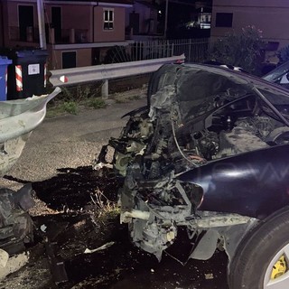 Riva Ligure: si schianta con l'auto contro un guardrail e si allontana a piedi, indagini dei carabinieri