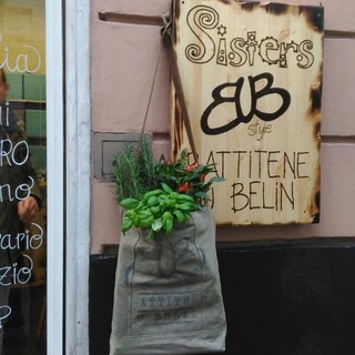 È cominciata la doppia avventura del brand "Battitene U Belin" promosso dal negozio "Sisters"