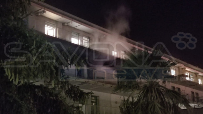 Secondo decesso dopo l'incendio all'ospedale Santa Corona, effettuati i prelievi per gli esami istologici Secondo decesso dopo l'incendio all'ospedale Santa Corona, effettuati i prelievi per gli esami istologici