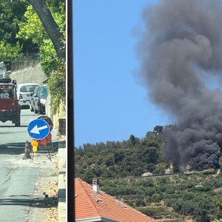 Vasto incendio a Ventimiglia in via Bandette: fiamme visibili da tutta la città (Foto)