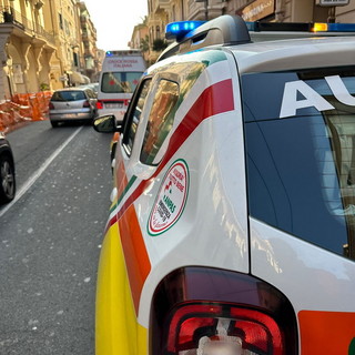Bordighera: grave incidente in centro città, 60enne colto da malore alla guida della sua auto