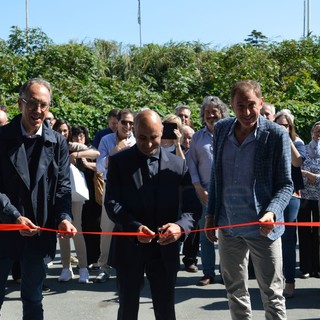 Arma di Taggia: inaugurata la seconda sede dell'autocarrozzeria Stylecar in Regione Prati, a tagliare il nastro il Sindaco di Sanremo Alberto Biancheri