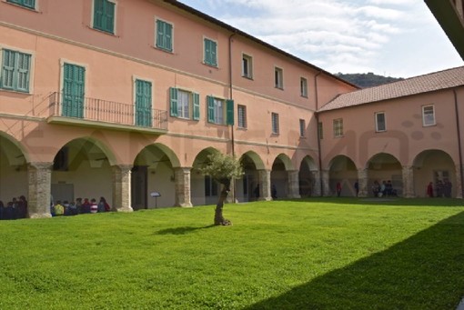 Ventimiglia, domani sera il concerto “Onde Musicali” al Chiostro di Sant’Agostino Ventimiglia, domani sera il concerto “Onde Musicali” al Chiostro di Sant’Agostino