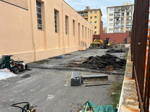 Ventimiglia, nuovo centro ricreativo comunale per anziani: iniziati i lavori (Foto) Ventimiglia, nuovo centro ricreativo comunale per anziani: iniziati i lavori (Foto)