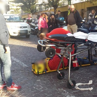 Sanremo: due pedoni investiti da uno scooter questa in via Asquasciati