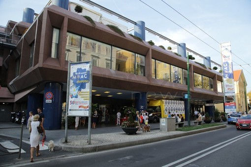 Sanremo: MOAC, dopo le polemiche sembra che sia stato risolto il problema dell'aria condizionata al Palafiori Sanremo: MOAC, dopo le polemiche sembra che sia stato risolto il problema dell'aria condizionata al Palafiori