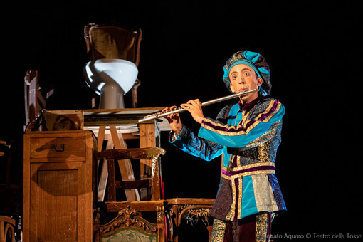Apricale: ad agosto con ‘Un flauto magico’ , torna lo spettacolo omaggio ad Emanuele Luzzati (foto e video) Apricale: ad agosto con ‘Un flauto magico’ , torna lo spettacolo omaggio ad Emanuele Luzzati (foto e video)