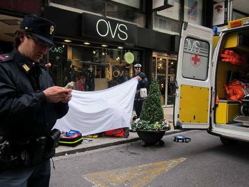 Sanremo: 76enne colta da infarto in via Matteotti, salvata in extremis