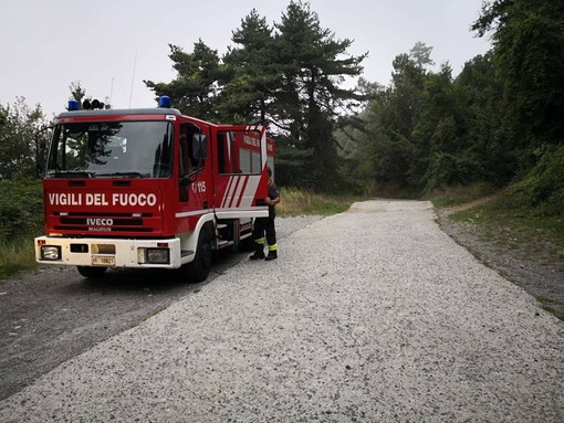 Perde il controllo della moto su uno sterrato a San Romolo. Cinquantaseienne ricoverato al Borea Perde il controllo della moto su uno sterrato a San Romolo. Cinquantaseienne ricoverato al Borea