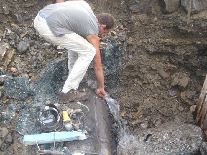 Imperia: la perdita dell'acquedotto in località Galeazza è stata tamponata. Ripristinato il normale regime erogativo