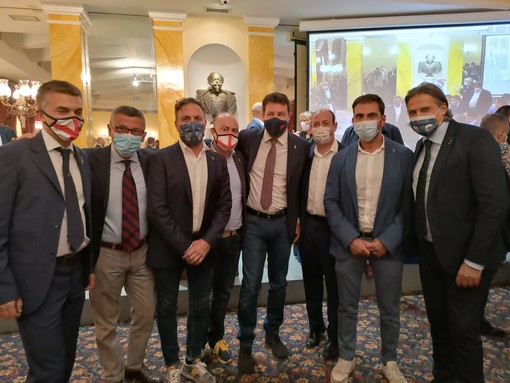 A Roma la riunione dei neoeletti consiglieri regionali della Lega con Matteo Salvini: presente l'imperiese Alessandro Piana
