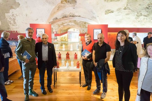 Ventimiglia: prorogata fino a sabato 26 maggio la mostra ‘I Pastori della Valle delle Meraviglie’ di Sergio 'Ciacio' Biancheri Ventimiglia: prorogata fino a sabato 26 maggio la mostra ‘I Pastori della Valle delle Meraviglie’ di Sergio 'Ciacio' Biancheri