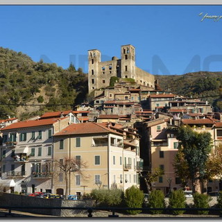 Il libro di Claudio Priarone ‘Castelli e Fortezze dell’Imperiese’ verrà presentato venerdì a Genova Il libro di Claudio Priarone ‘Castelli e Fortezze dell’Imperiese’ verrà presentato venerdì a Genova