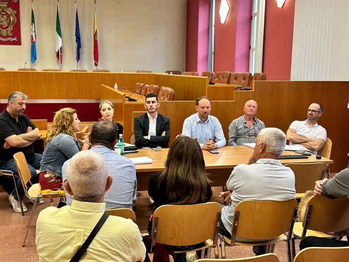 Ventimiglia: i risultati del primo confronto tra i Comitati di quartiere e l’Amministrazione comunale Ventimiglia: i risultati del primo confronto tra i Comitati di quartiere e l’Amministrazione comunale