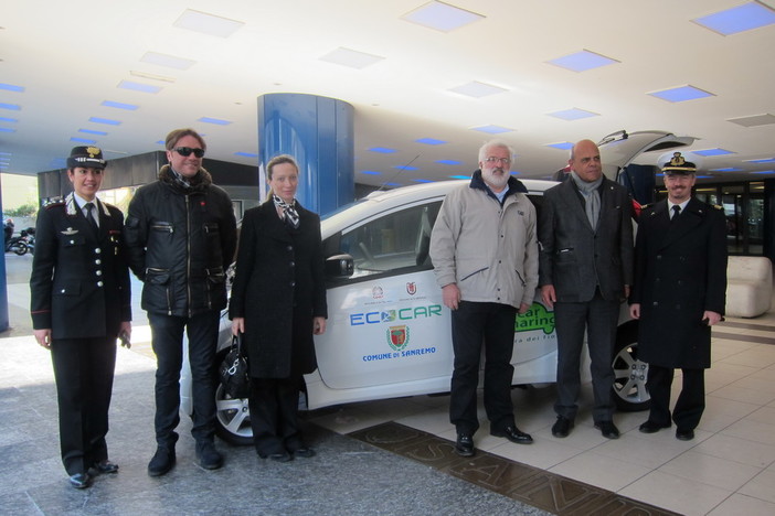 Servizio di 'Car Sharing' a Sanremo: questa mattina intervista dell'Assessore Fera su IsoRadio Servizio di 'Car Sharing' a Sanremo: questa mattina intervista dell'Assessore Fera su IsoRadio