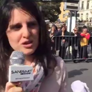 'SanremoInFiore': in diretta dal percorso le interviste agli spettatori che seguono la kermesse dei carri fioriti (Video)
